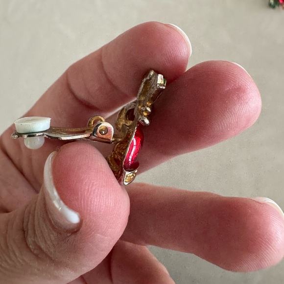 🛎️Clearance Vintage Christmas Bell Clip on Earrings - Picture 5 of 7